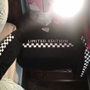 long sleeve crop top (medium)